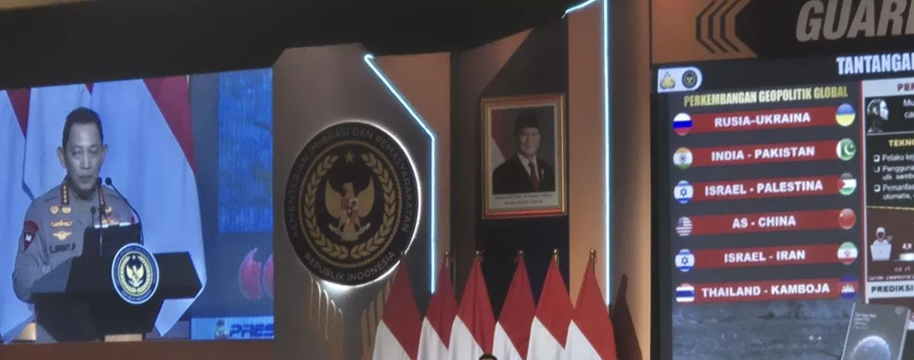 Jakarta Hari Ini: KRL Anjlok, Waswas Intelijen, & Event Agustus Bergeliat